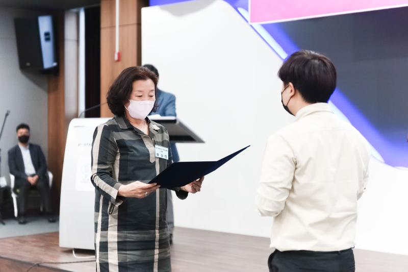 2022.05.04(수) CADO 미래인재육성 장학증서 전달